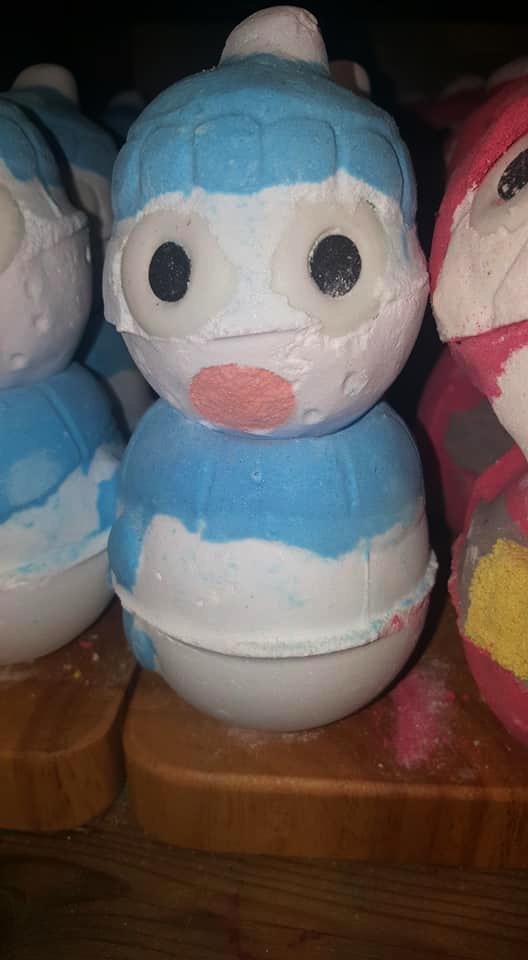 Lush-christmas-2018-snowman-bath-bomb